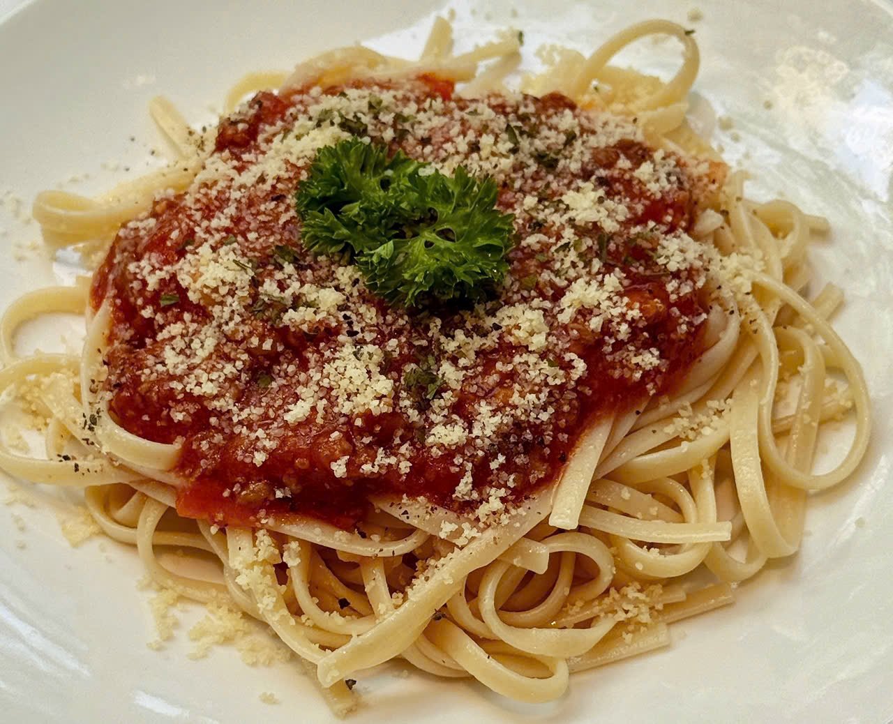 umber-coffee-best-coffee-shop-hcm-700000-pasta-burger (3)