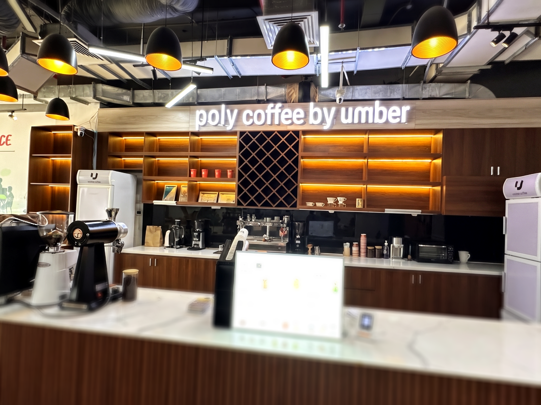 poly-coffee-by-umber umber-coffee-phan-van-dat-quan-1-700000